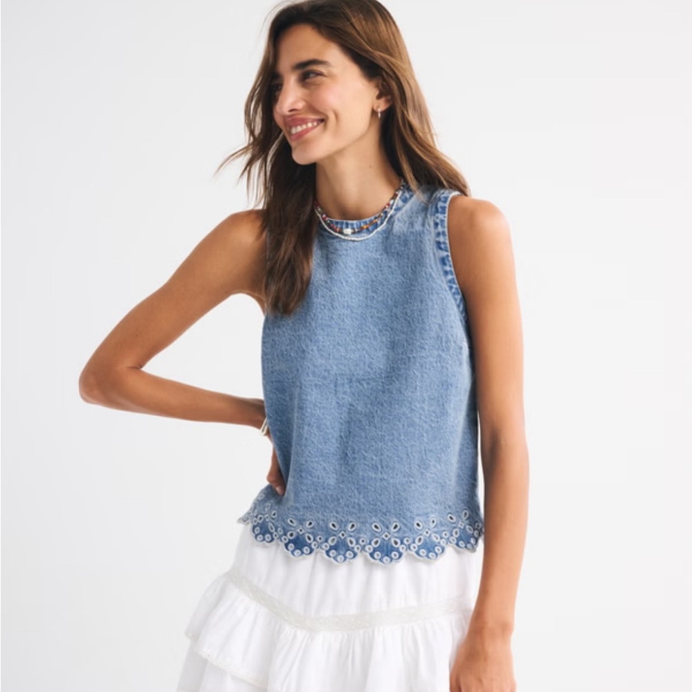 Abercrombie & Fitch Eyelet Denim Shell Top